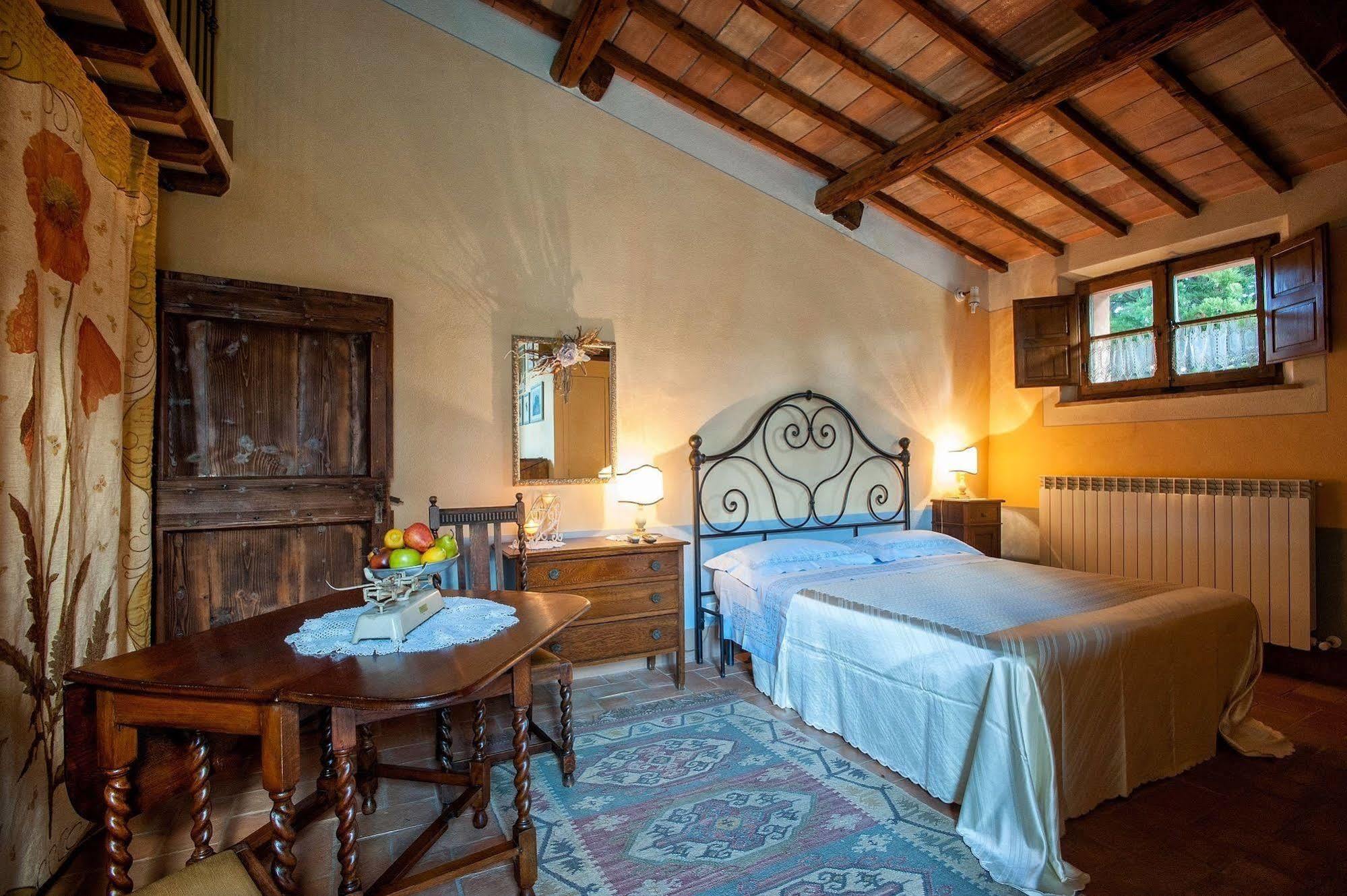 Sant'Alberto Campiglia dʼOrcia エクステリア 写真