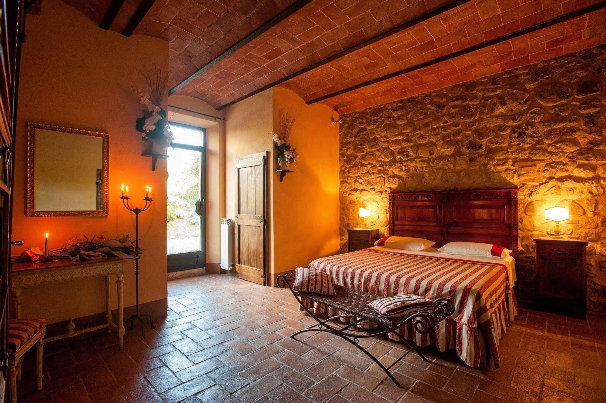 Sant'Alberto Campiglia dʼOrcia エクステリア 写真