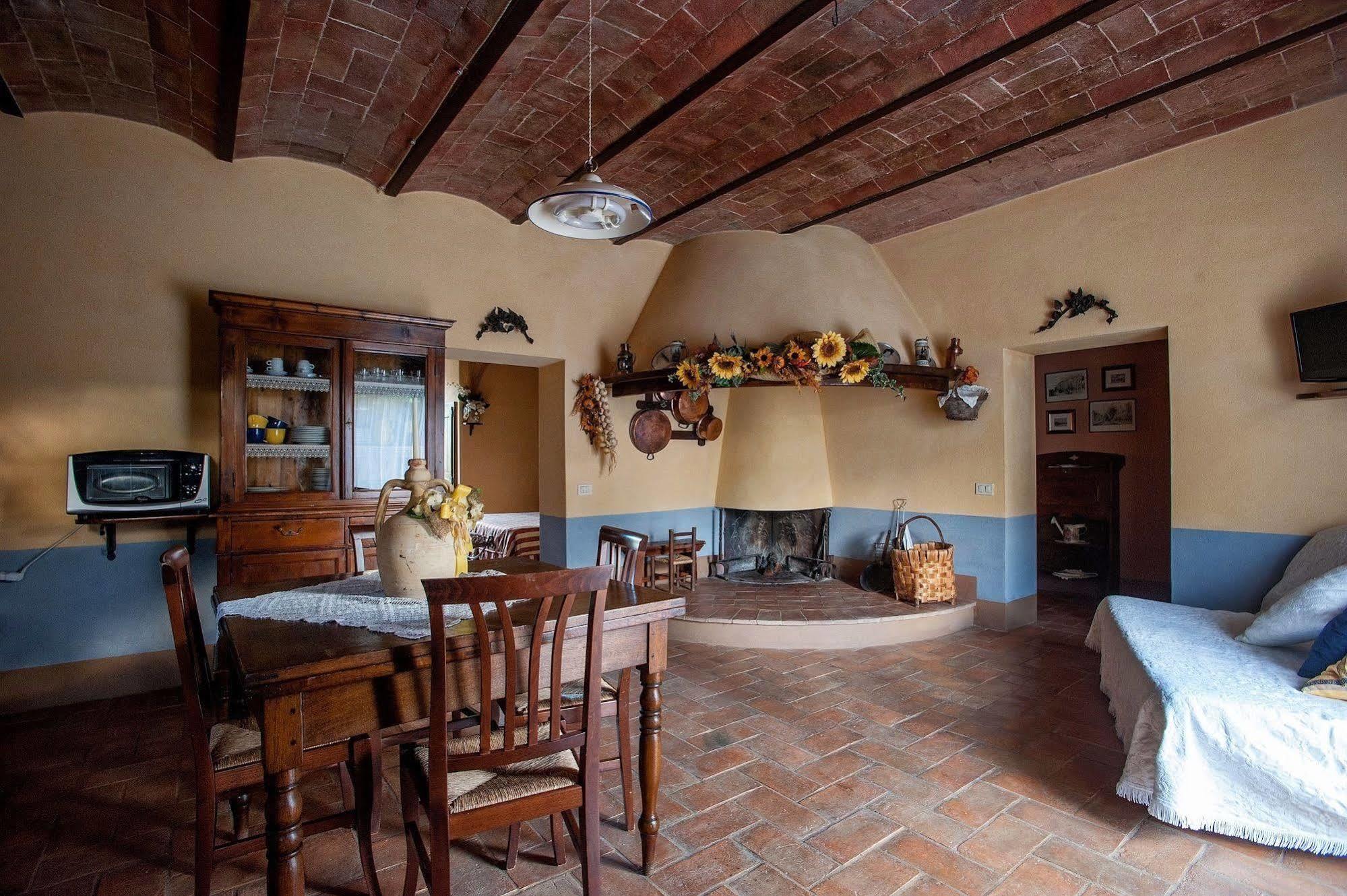 Sant'Alberto Campiglia dʼOrcia エクステリア 写真